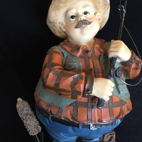 VINTAGE Fisherman Figurine - Picture 7 of 13